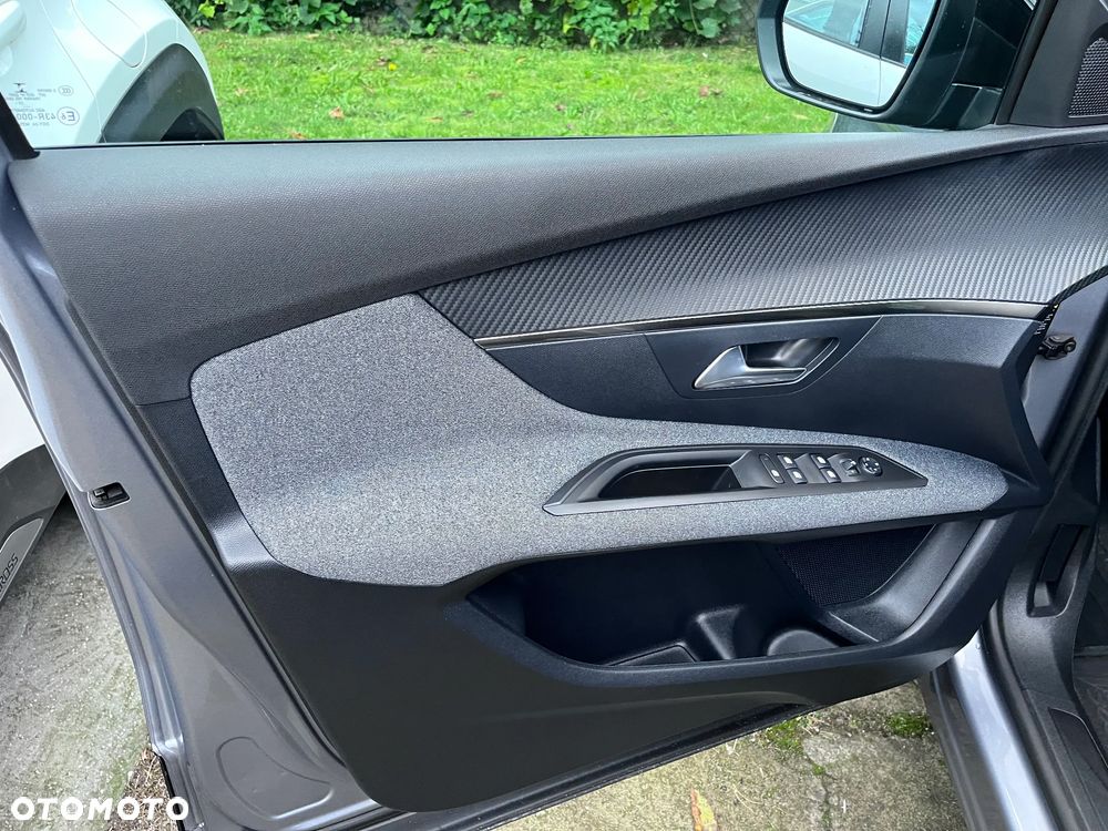 Peugeot 3008 BlueHDi 130 Stop & Start EAT8 Active Business-Paket - 16