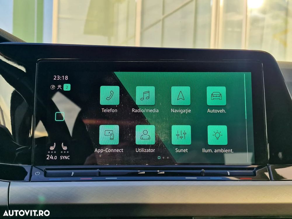 Volkswagen Golf 2.0 TDI SCR DSG Life - 15