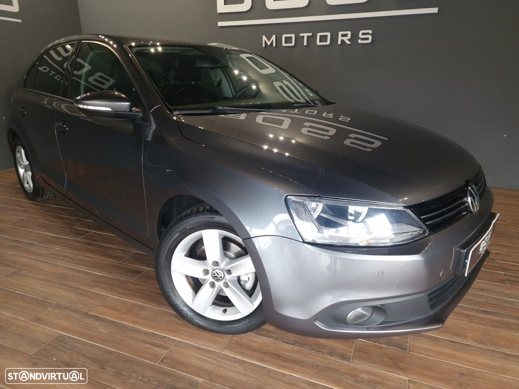 VW Jetta 1.6 TDi Highline - 5