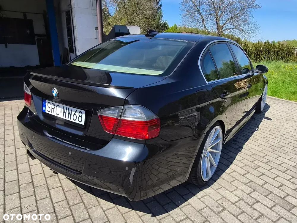BMW Seria 3 325i - 16