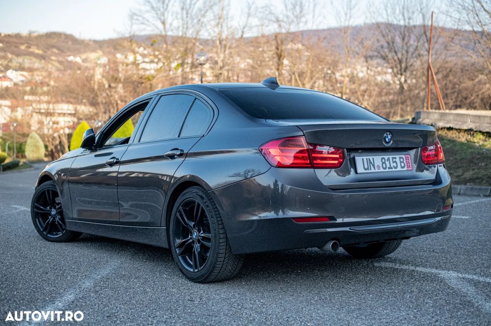 BMW Seria 3 320d Aut. - 16