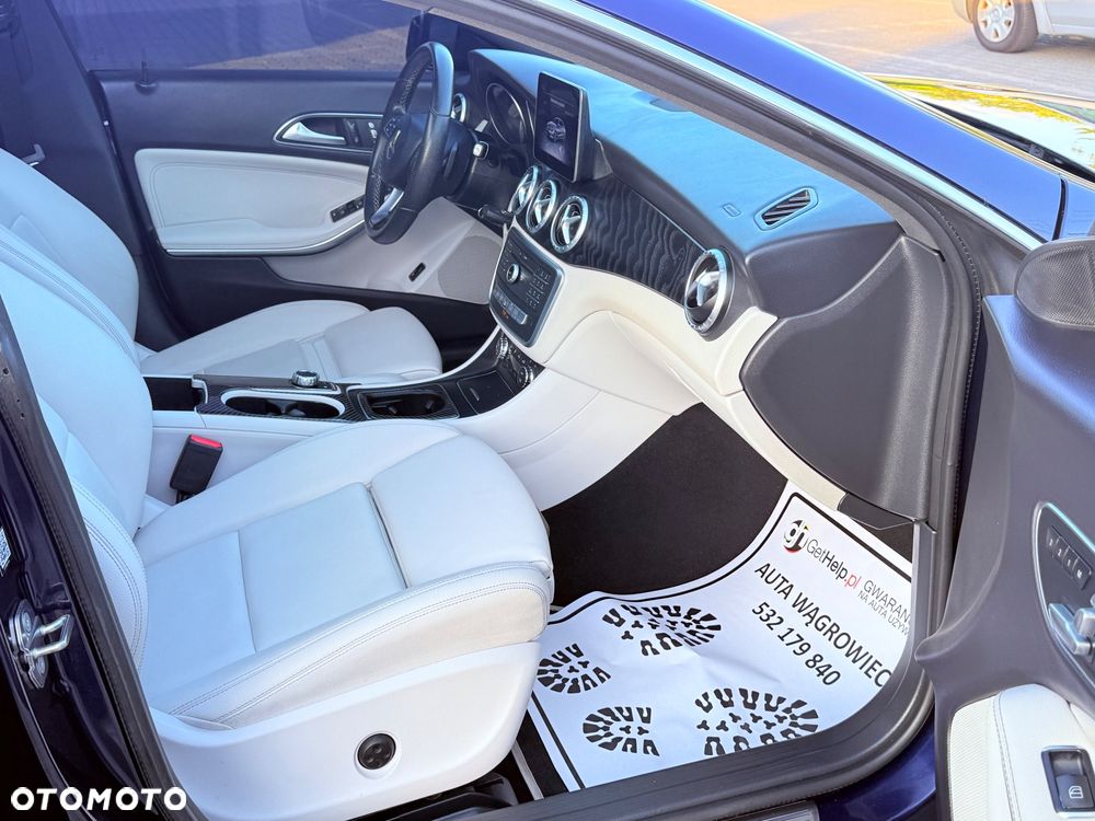 Mercedes-Benz CLA - 14