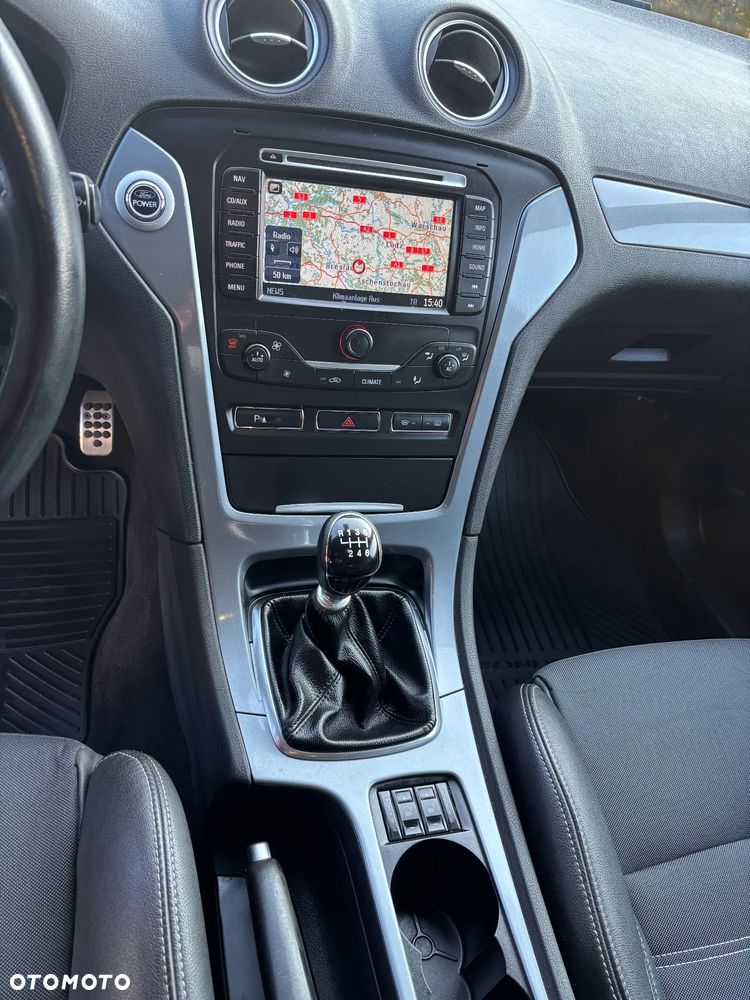 Ford Mondeo 2.0 TDCi Champions Edition - 19