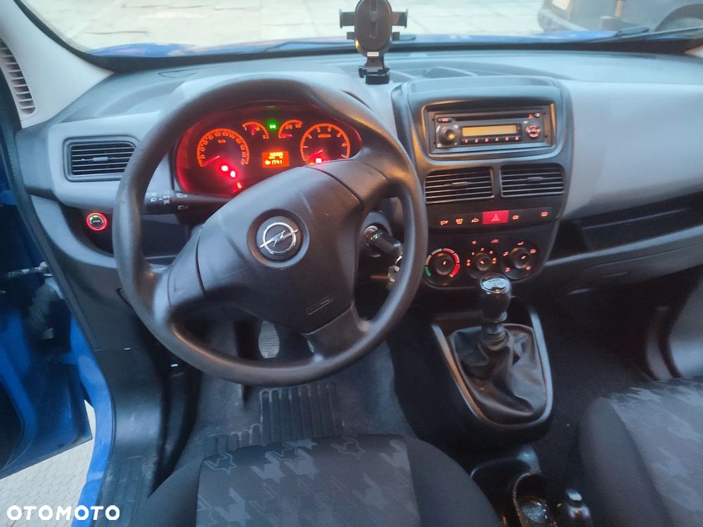 Opel Combo Tour L1H1 - 22