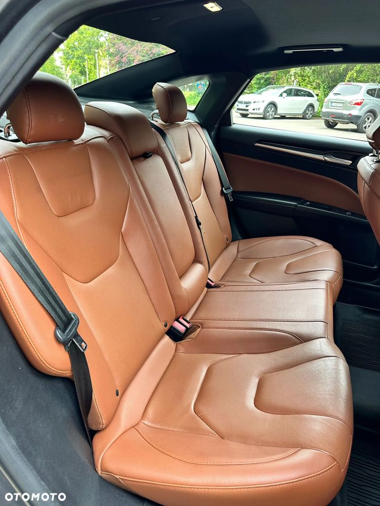 Ford Mondeo 2.0 Hybrid Titanium GPF - 22