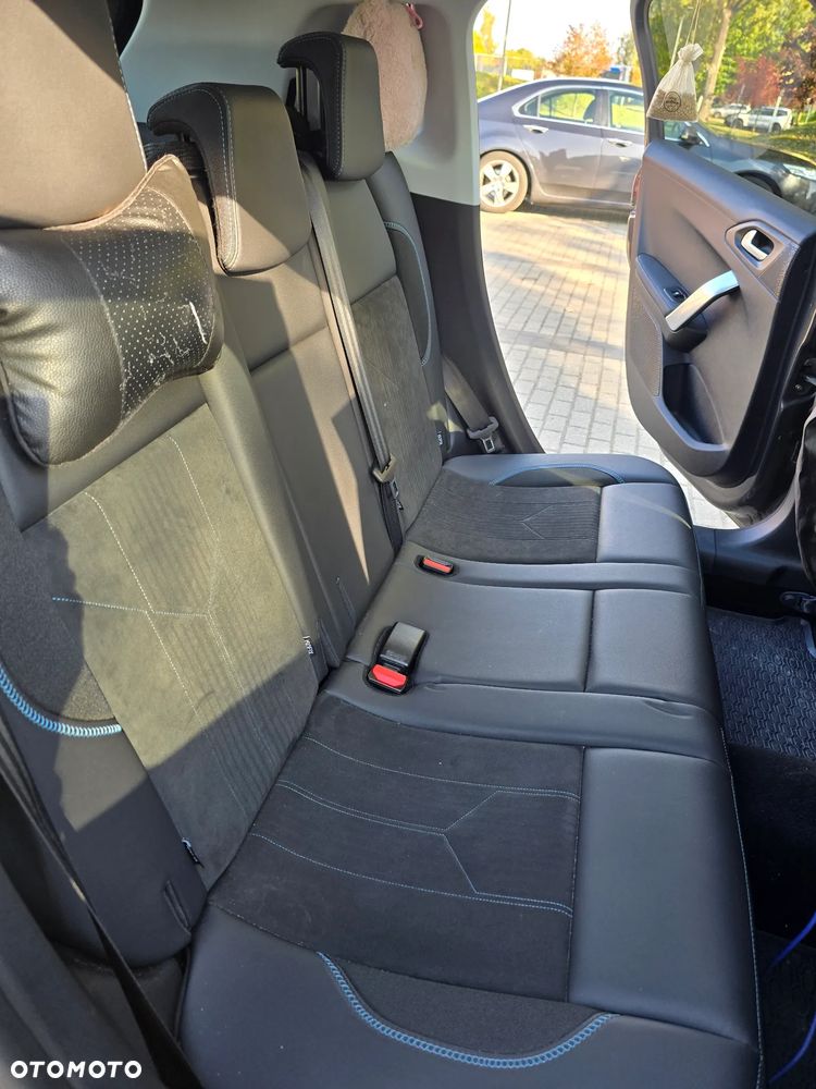 Peugeot 2008 1.2 PureTech Active S&S EAT8 - 7