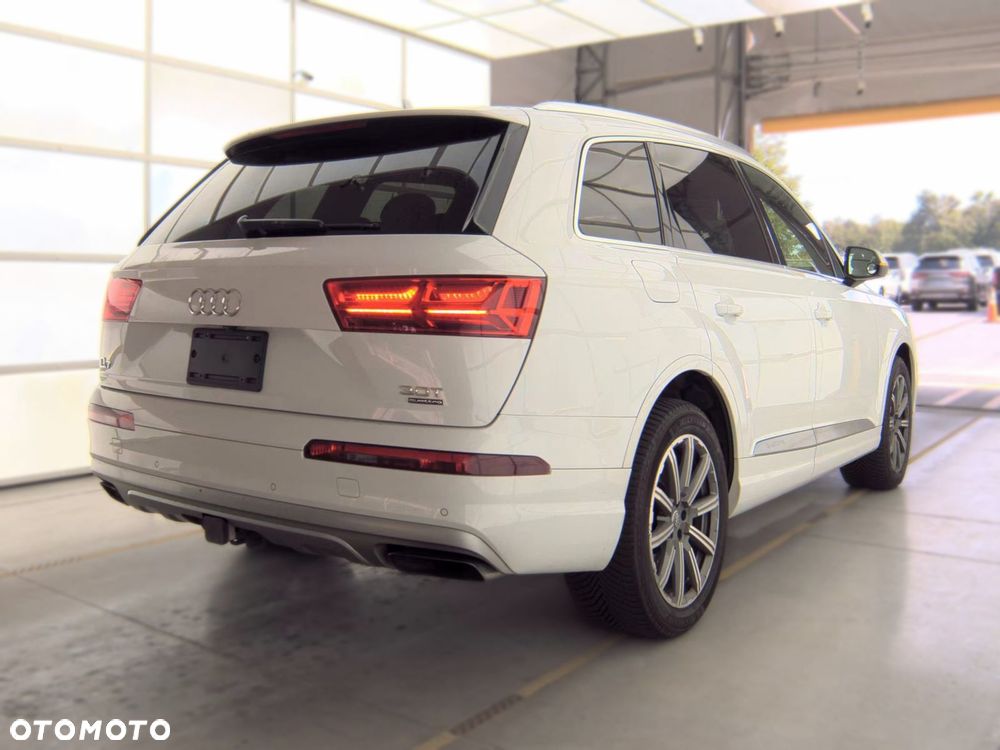 Audi Q7 - 5
