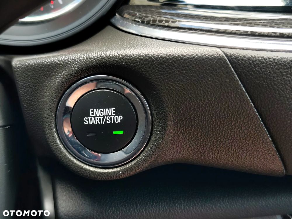 Opel Insignia 1.5 T Innovation S&S - 33