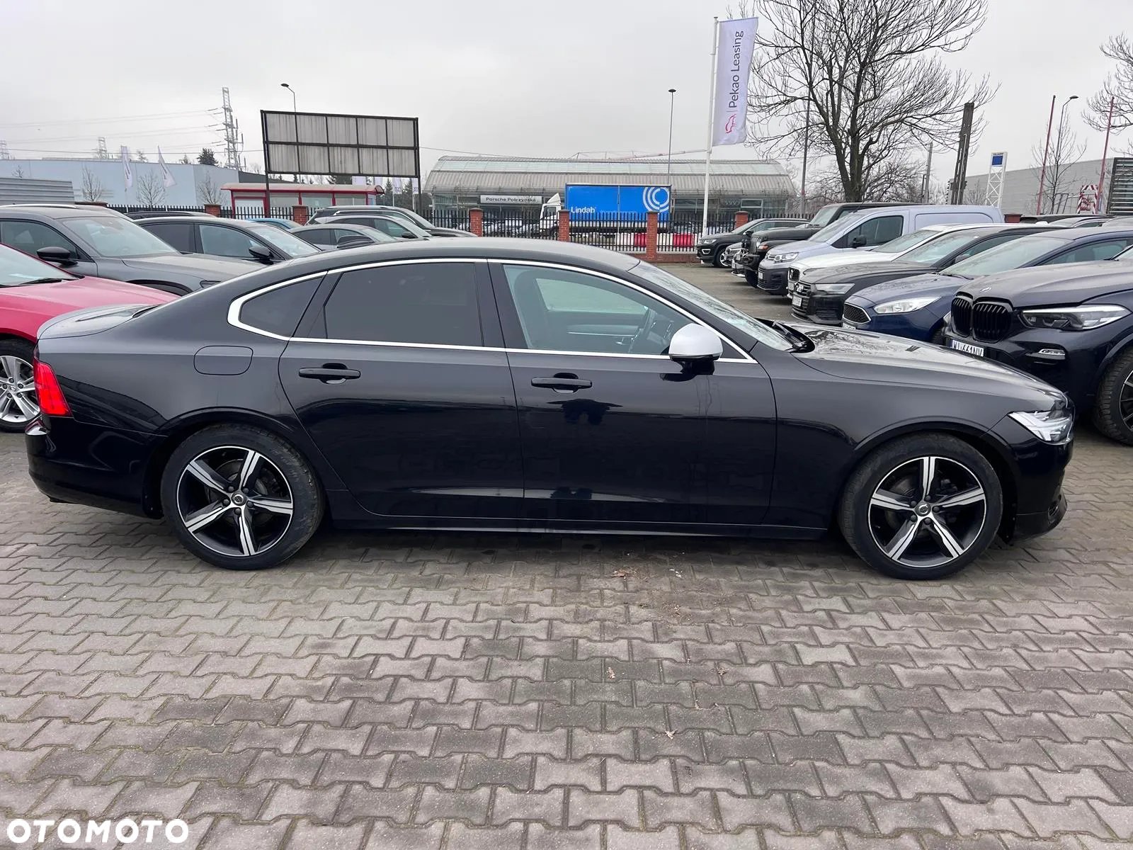 Volvo S90 D3 SCR R-Design - 4