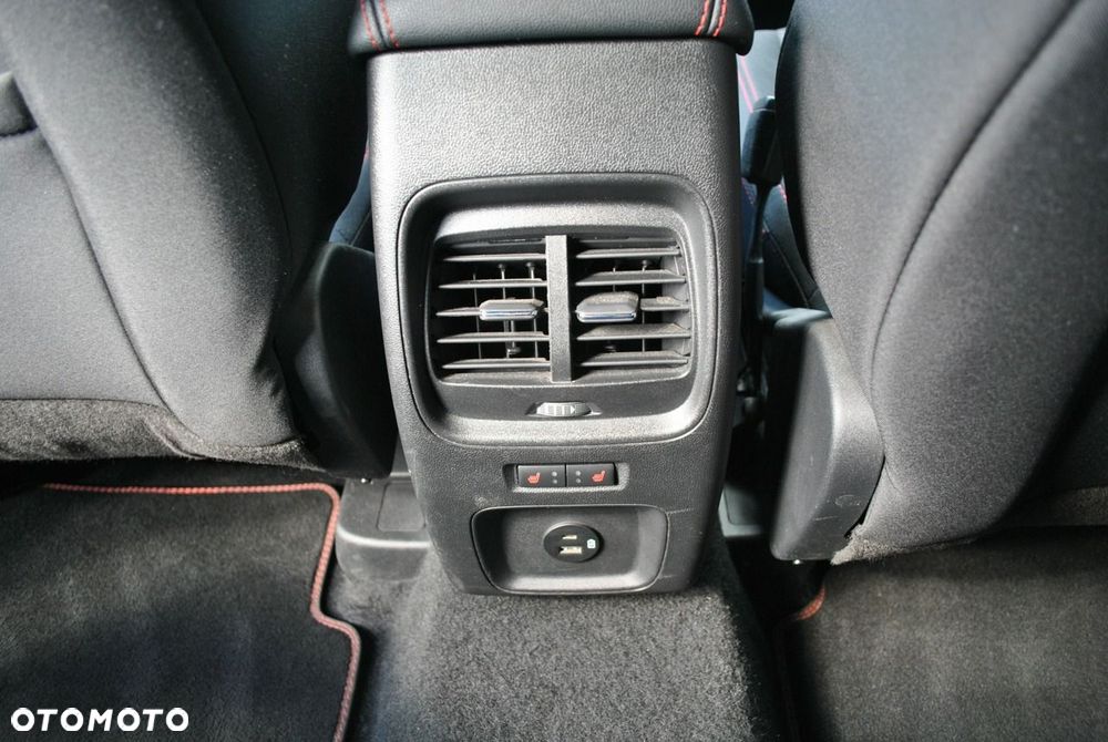 Ford Kuga 2.0 EcoBlue 4x4 ST-LINE - 15