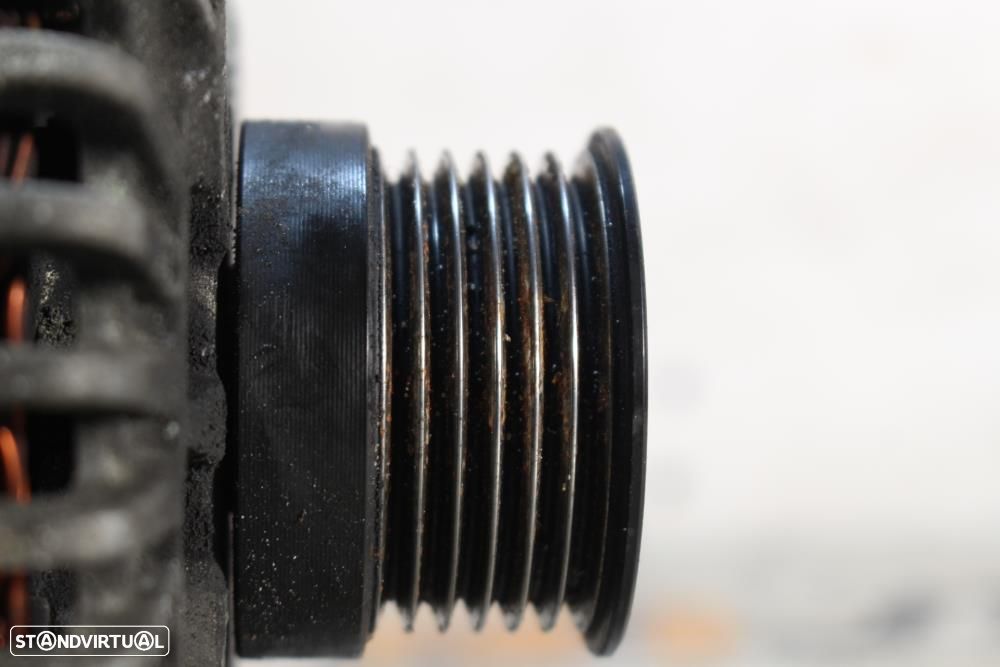 Alternador Mercedes-Benz C-Class T-Model (S204)  A0009060401 / Tg15c18 - 7