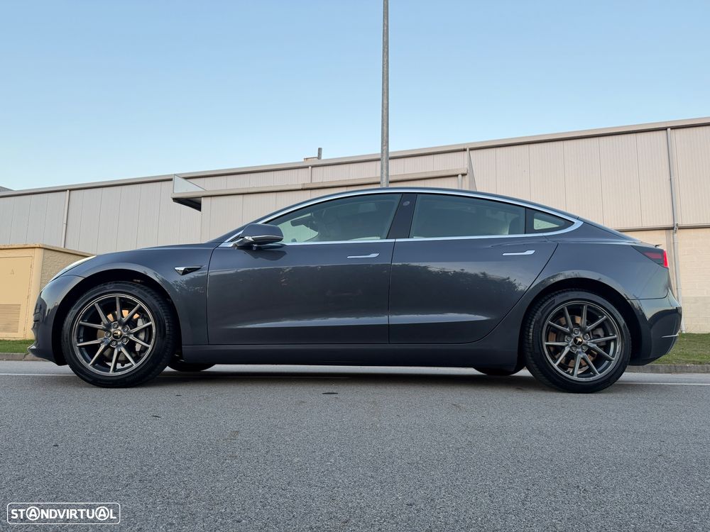 Tesla Model 3 Standard Range Plus RWD - 11