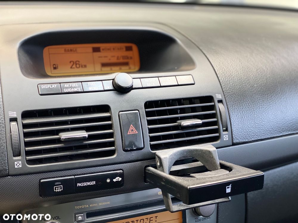 Toyota Avensis 2.0 D-4D Sol - 20