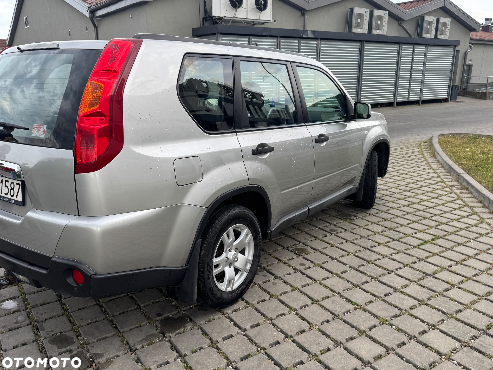 Nissan X-Trail - 6