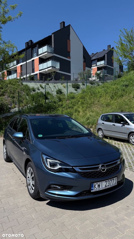 Opel Astra 1.6 CDTI Essentia - 4