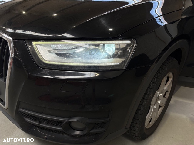 Audi Q3 1.4 TFSI Stronic Design - 31