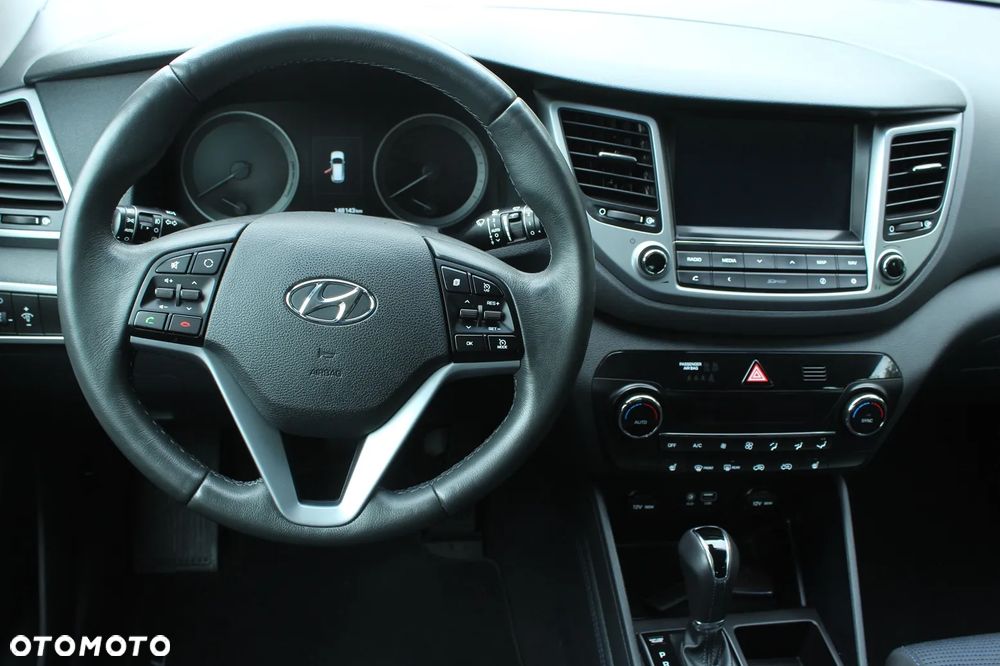 Hyundai Tucson blue 1.7 CRDi 2WD DCT Premium - 20