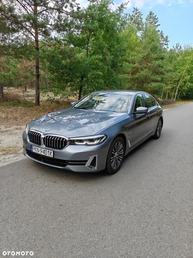 BMW Seria 5 530e Luxury Line - 2