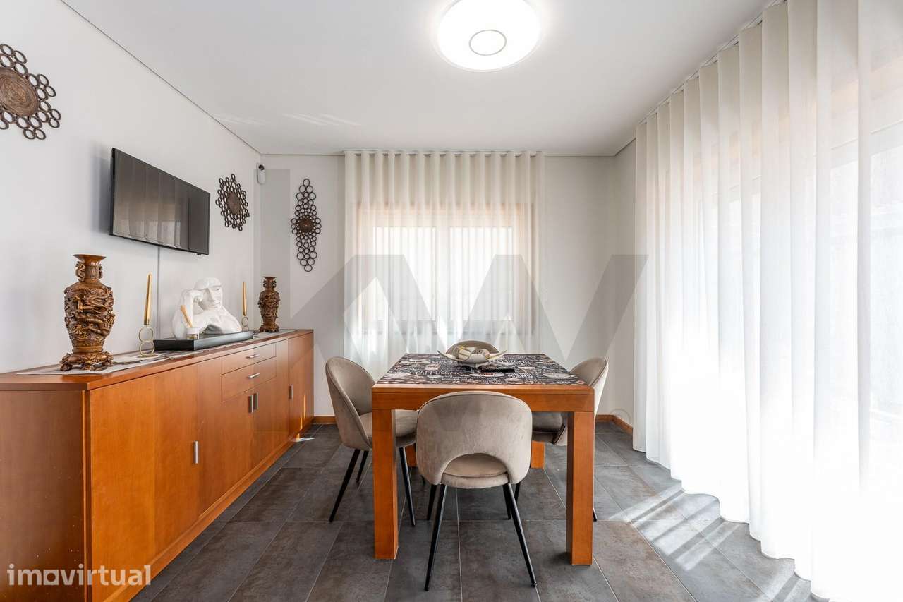 Moradia T3 com jardim e garagem, Jovim, Gondomar - Grande imagem: 4/27