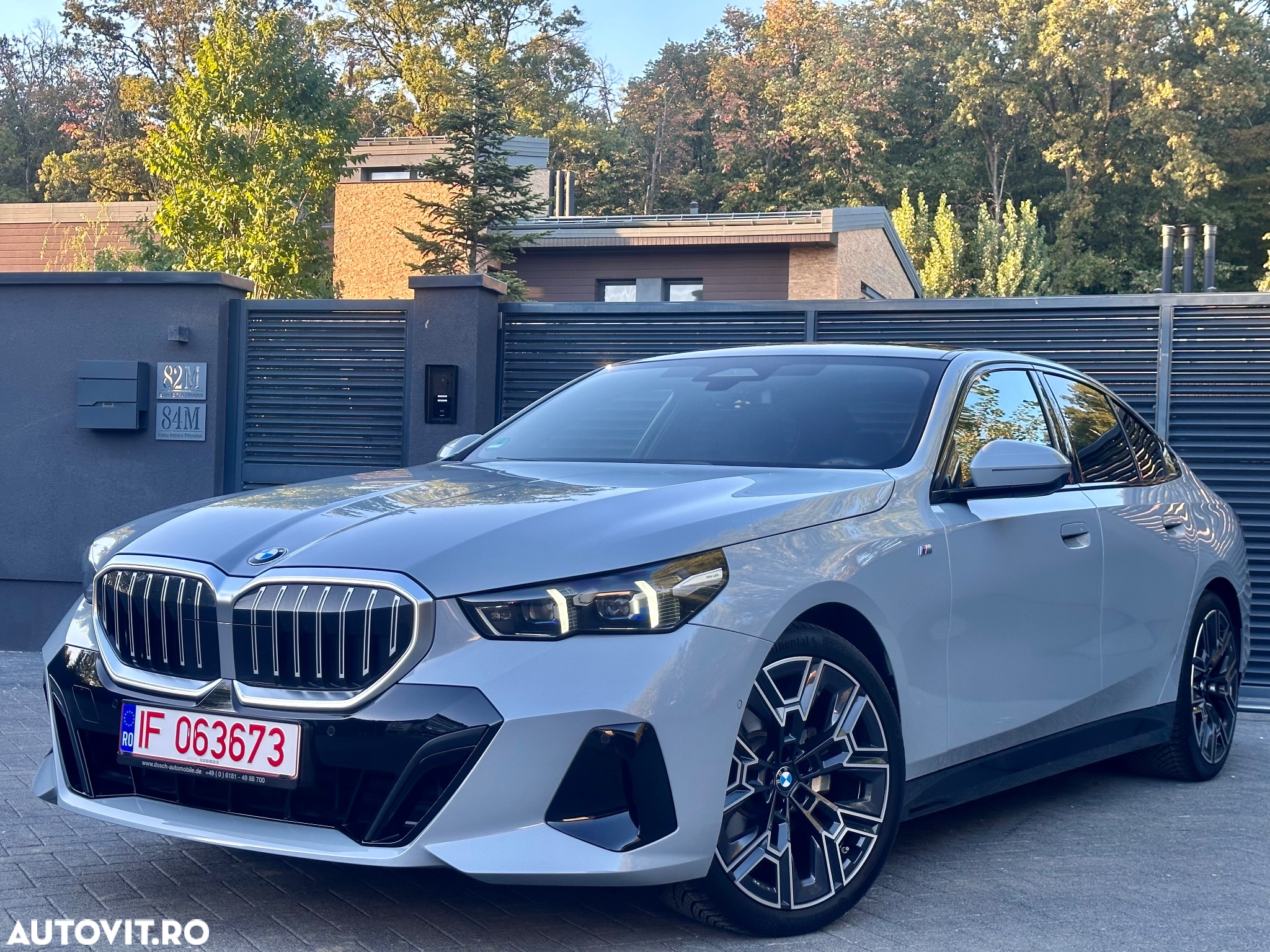 BMW Seria 5 520d xDrive AT MHEV - 2