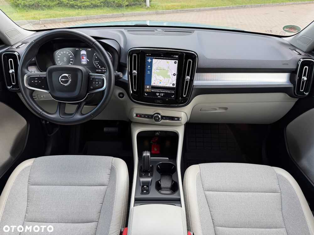 Volvo XC 40 T4 Geartronic Inscription - 30