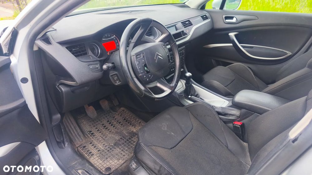 Citroën C5 2.0 16V Confort - 6