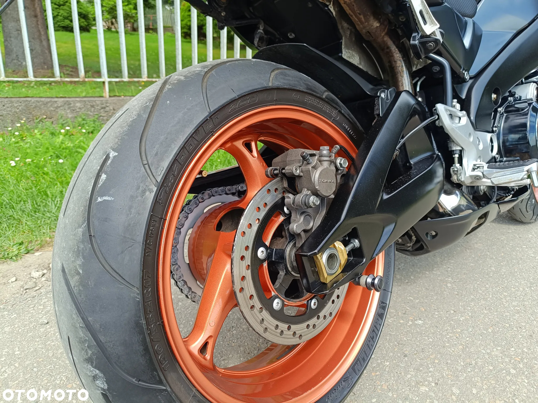 Suzuki GSX - 14