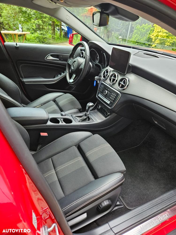 Mercedes-Benz GLA 180 StreetStyle - 12