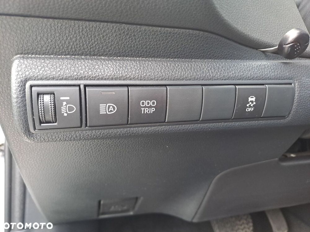 Toyota Corolla 1.8 Hybrid Comfort - 13