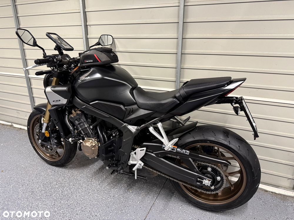 Honda CB - 15