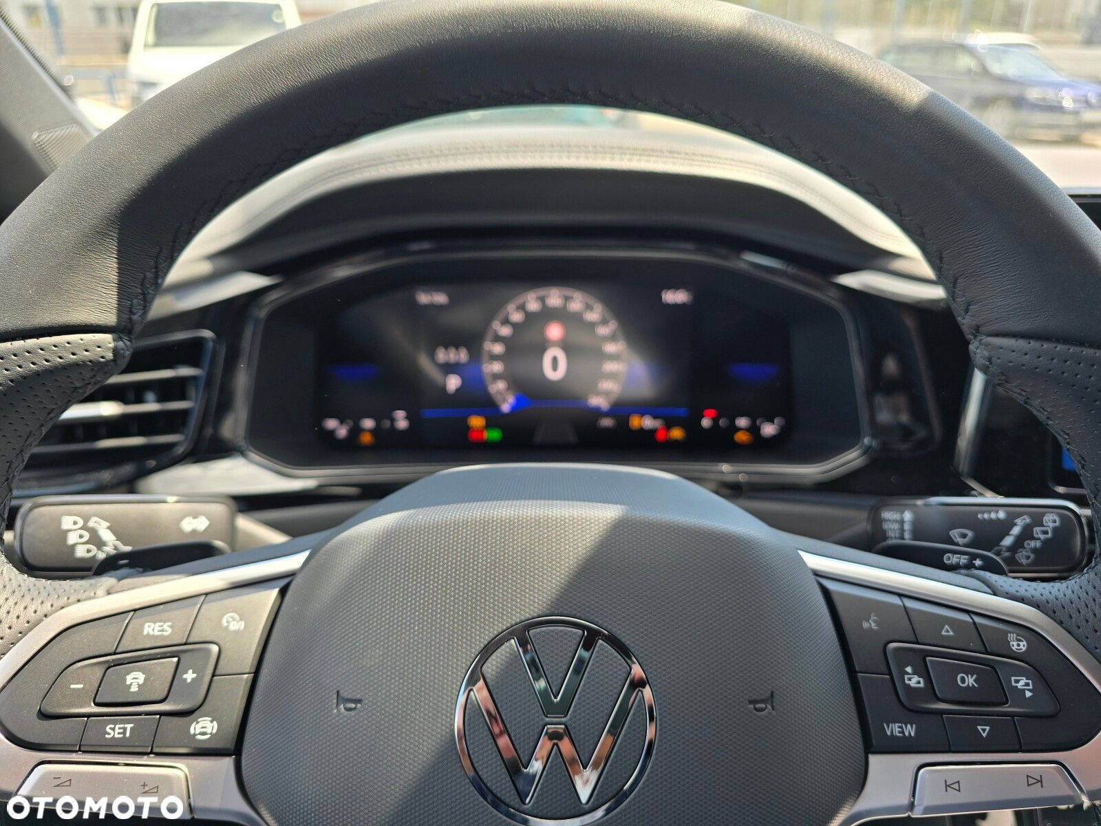 Volkswagen T-Roc 1.5 TSI R-Line Plus DSG - 16