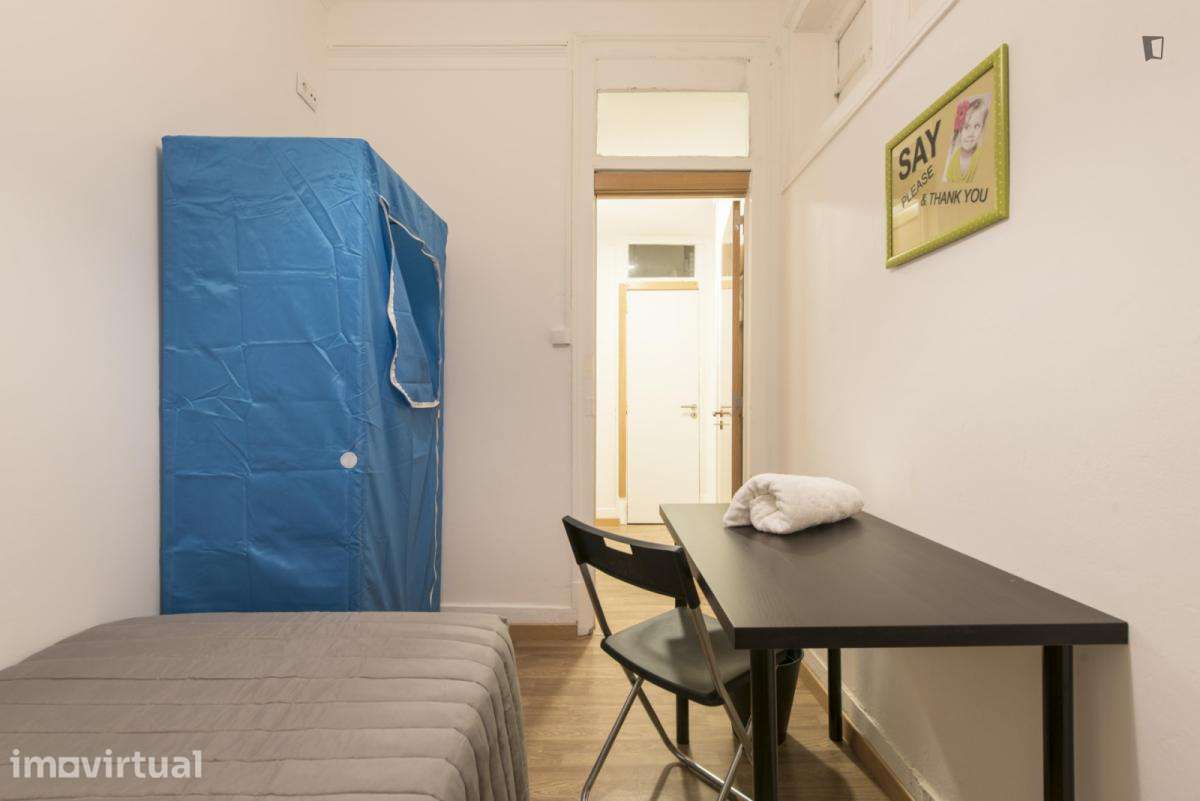 Quarto - localizado em Arroios Lisbon - Grande imagem: 3/13