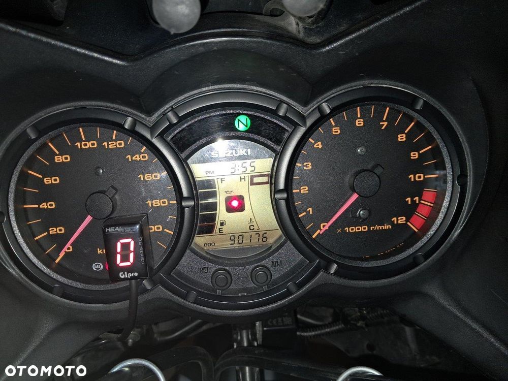 Suzuki V-STROM - 13