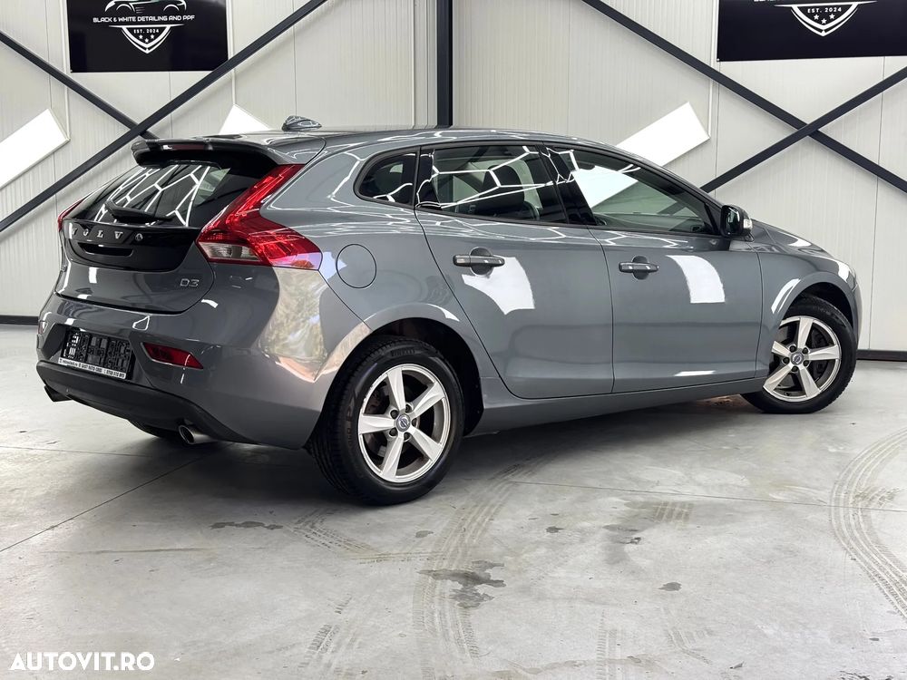 Volvo V40 D3 Geartronic Summum - 14