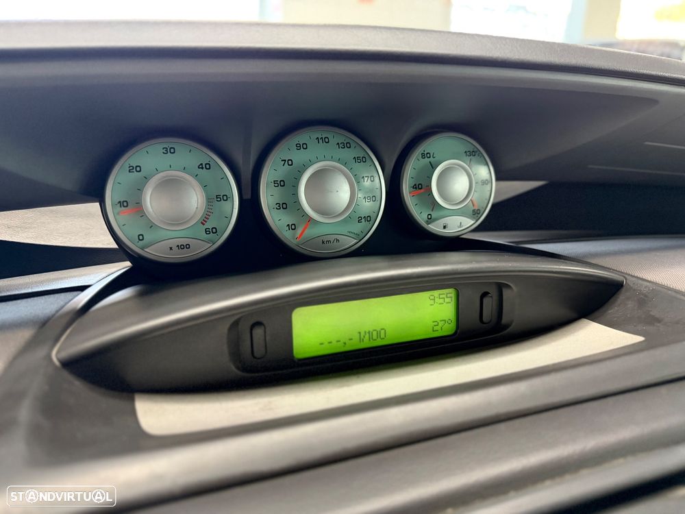 Peugeot 807 HDi 130 Tendance - 18
