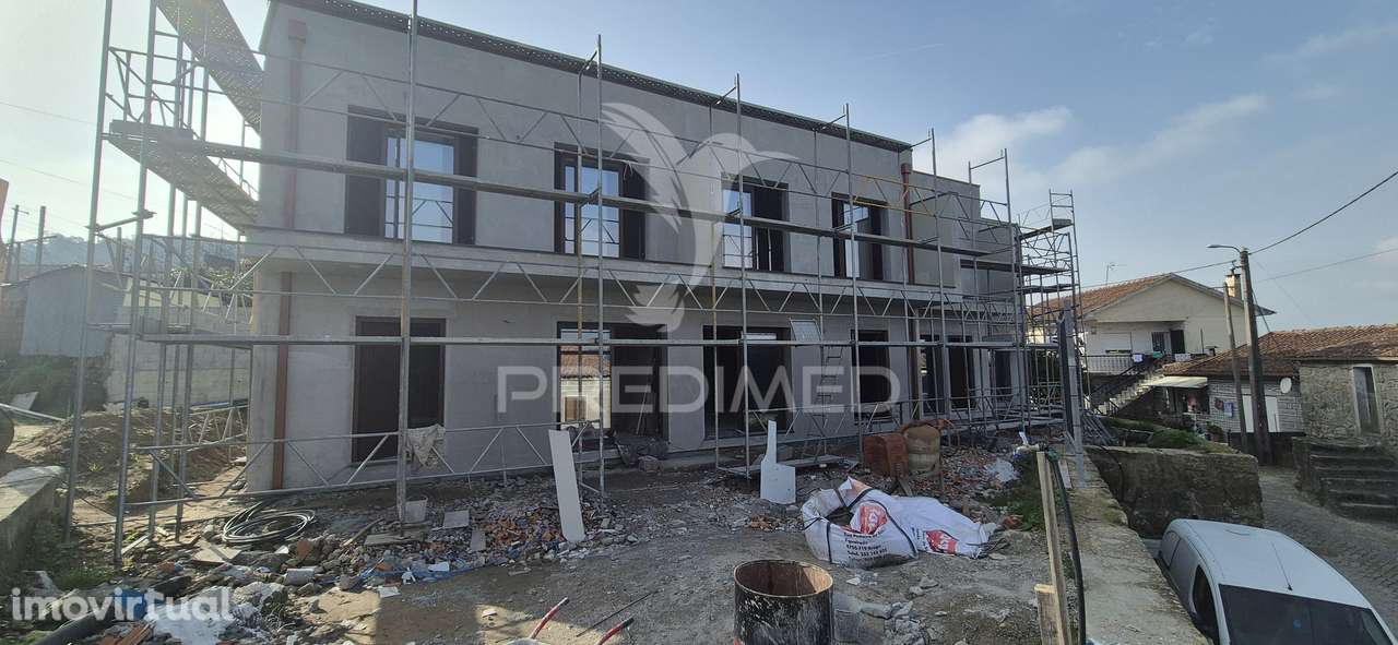 Moradia T3 em Gaveto - Lamas - Grande imagem: 2/28