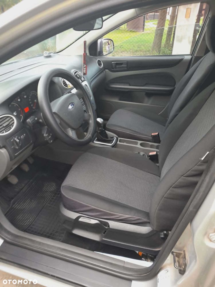Ford Focus - 2