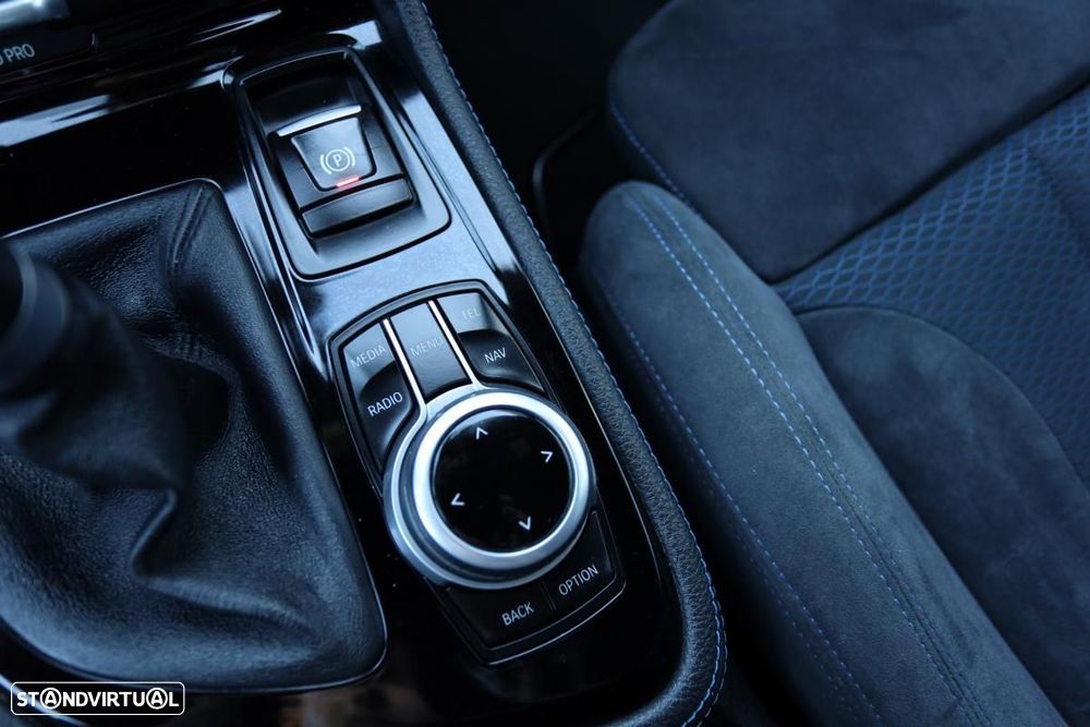 BMW 216 Active Tourer d Pack M - 10