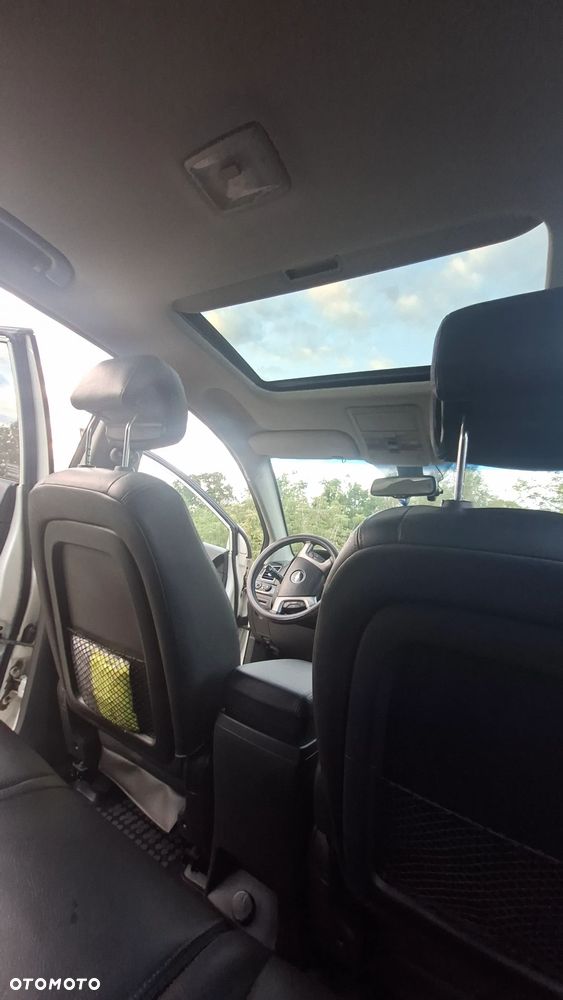 Chevrolet Captiva 2.2 d LT+ - 23