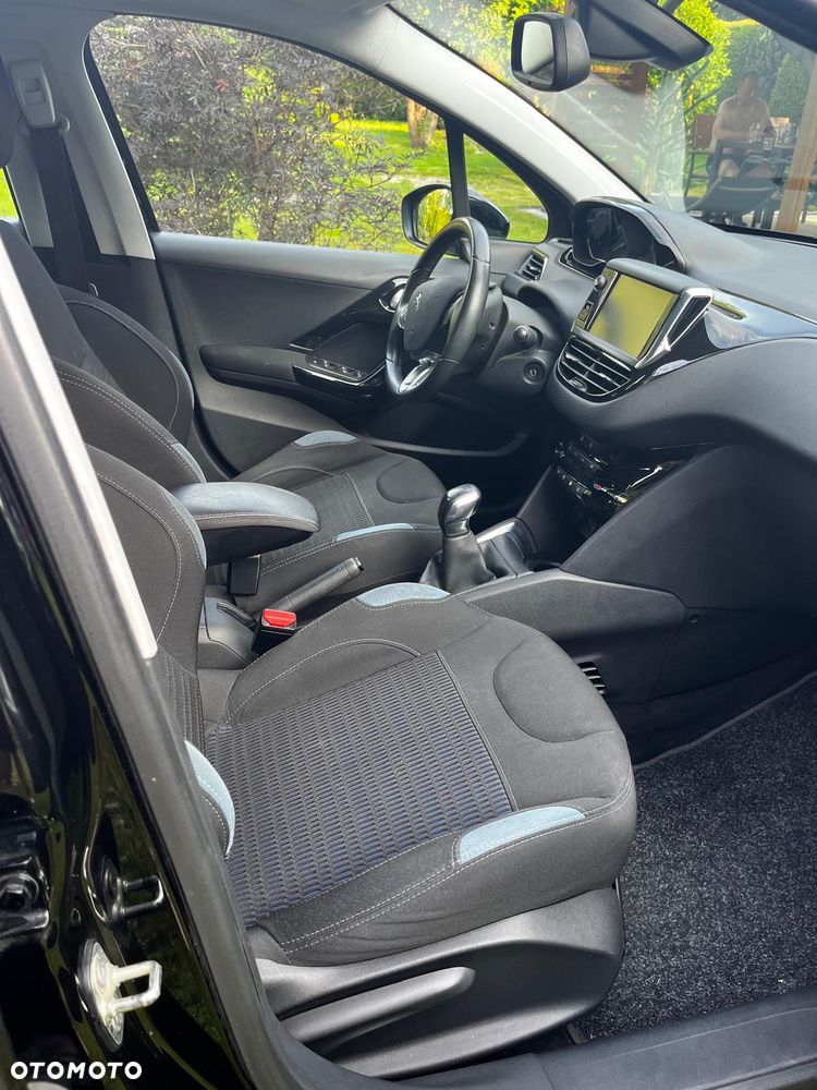 Peugeot 208 1.2 PureTech Active - 11