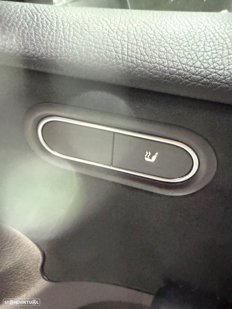 Mercedes-Benz A 250 Limousine e 8G-DCT AMG Line Advanced - 17