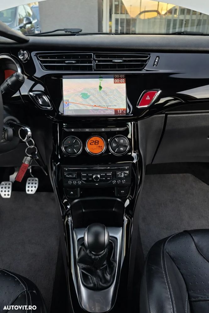 Citroën DS3 THP 155 So Paris - 8