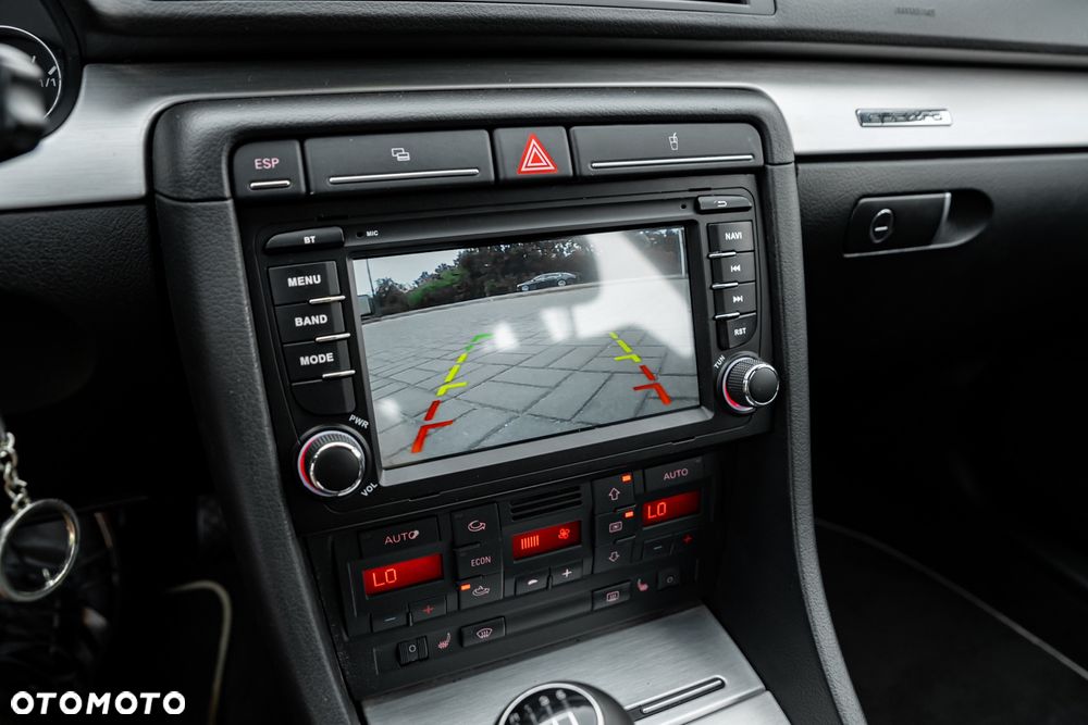 Audi A4 Avant 2.0T FSI Quattro - 37