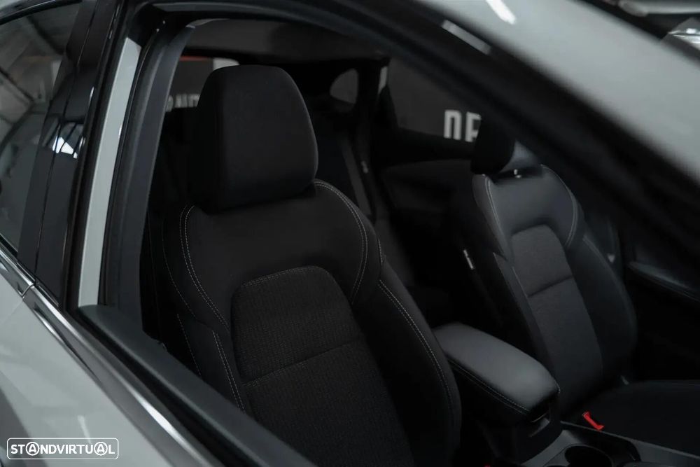 Nissan Qashqai 1.3 DIG-T Engage - 23