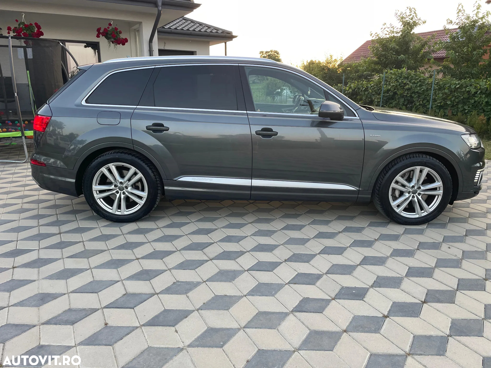 Audi Q7 - 4