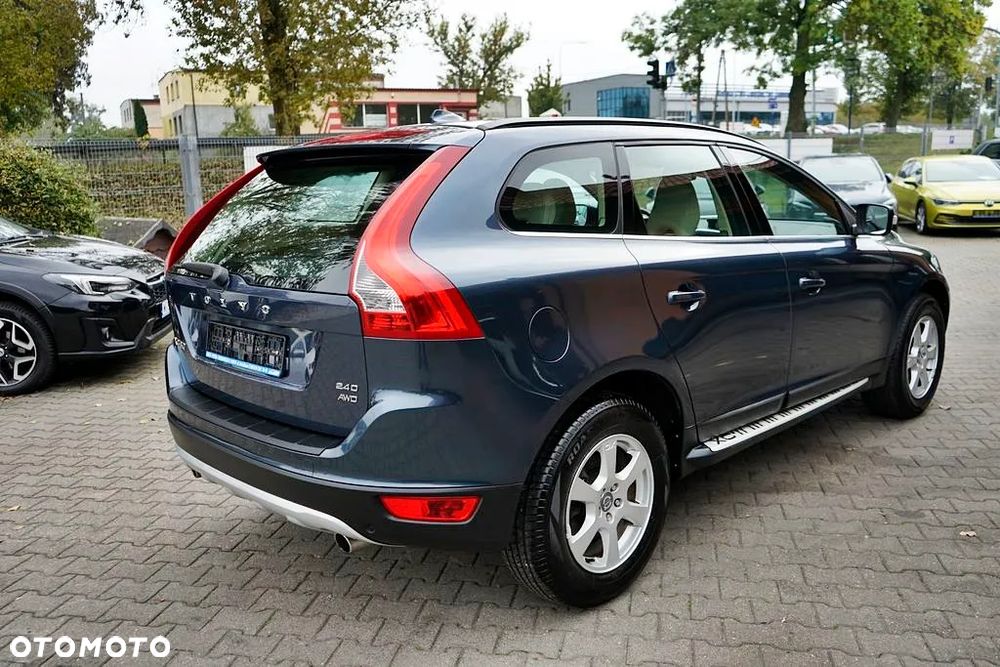 Volvo XC 60 2.4D AWD - 7