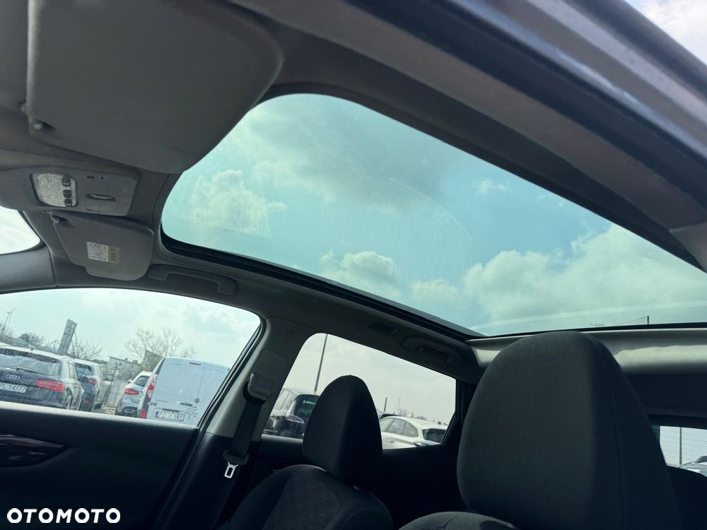 Nissan Qashqai 1.6 dCi Tekna S&S - 15