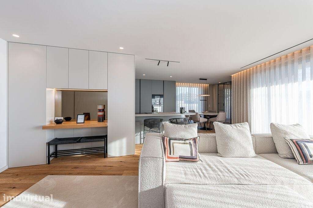 Apartamento T1 em São Félix da Marinha de 86,00 m2 - Grande imagem: 3/28