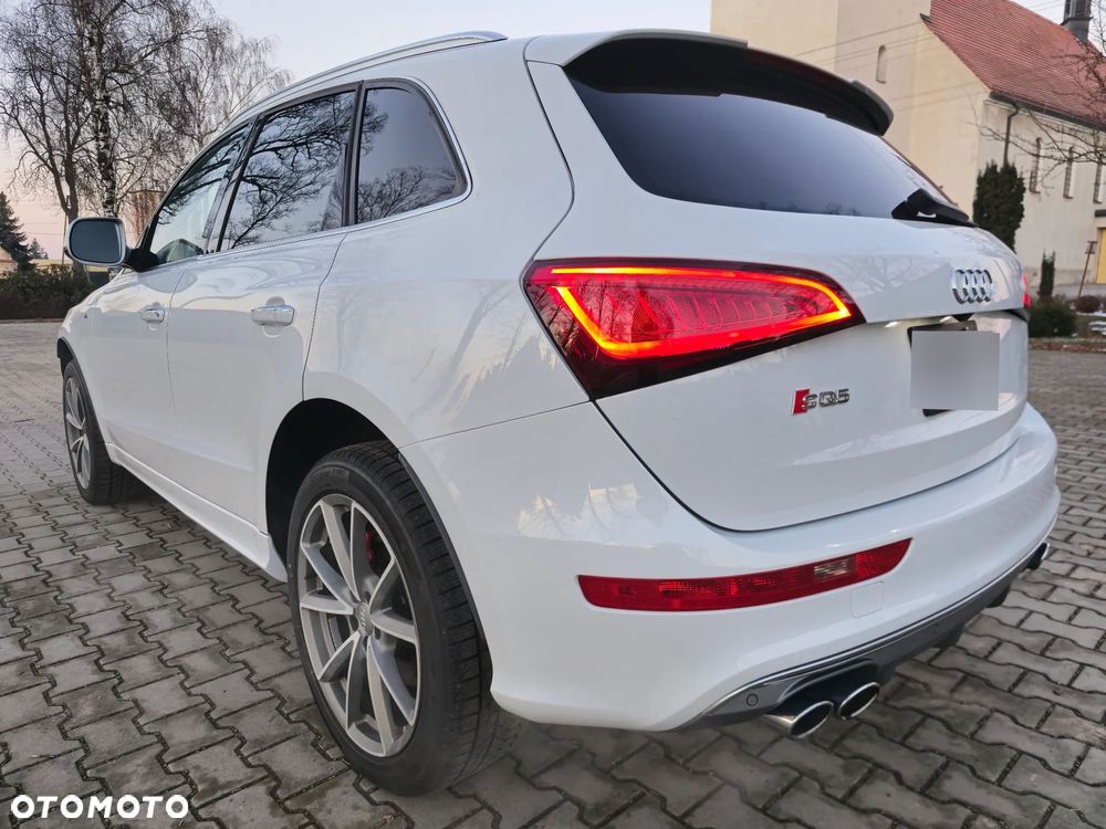 Audi SQ5 - 5