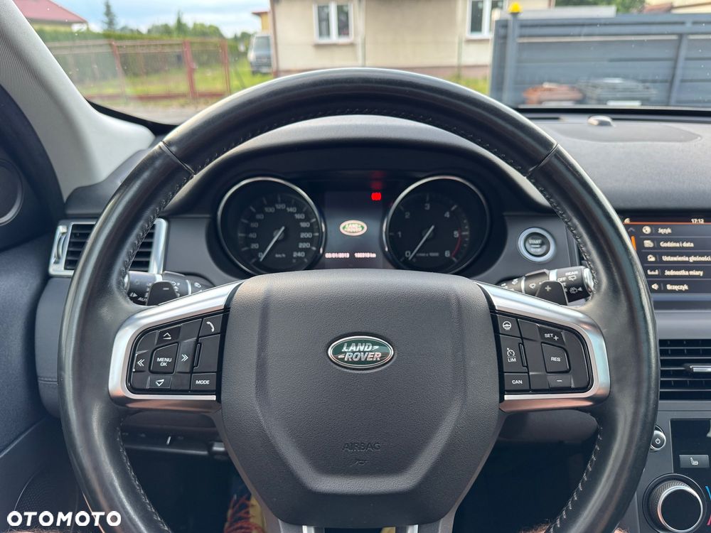 Land Rover Discovery Sport TD4 HSE Luxury - 29